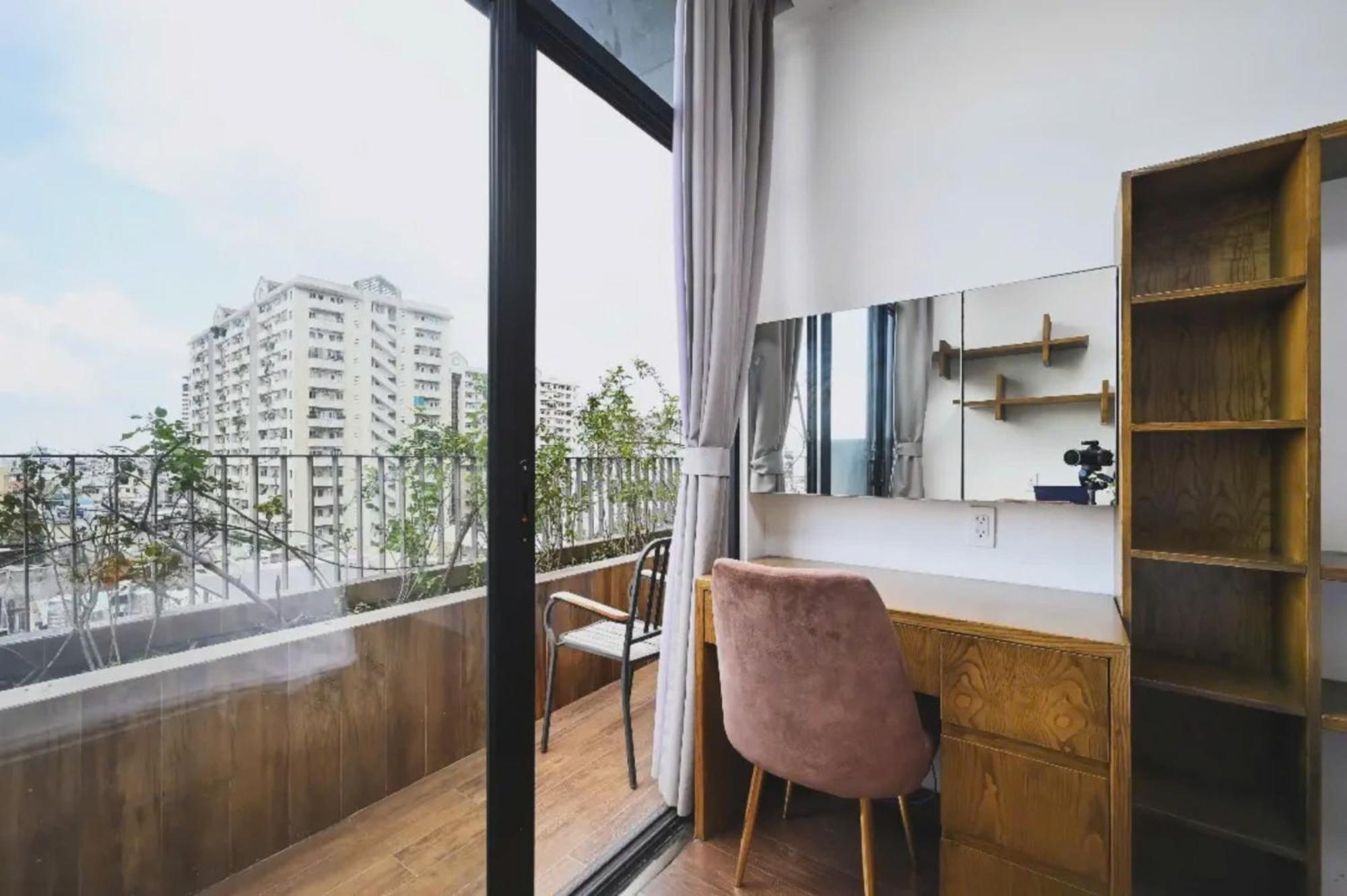The Bloom Pham Viet Chanh - Modern Living Space In Saigon Cidade de Ho Chi Minh Exterior foto